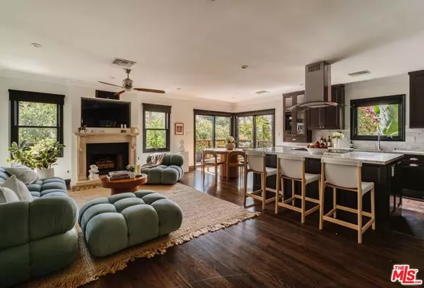 854 Kodak Drive, Los Angeles, CA 90026