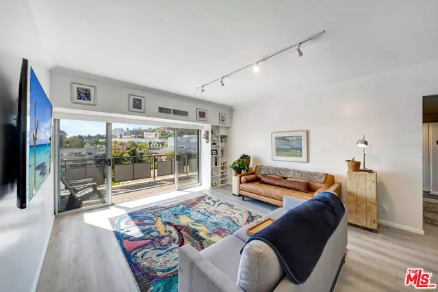 1155 N La Cienega Boulevard #904, West Hollywood, CA 90069