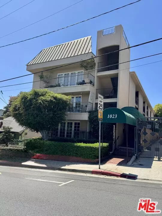 West Hollywood, CA 90069,1023 Hancock Avenue #212