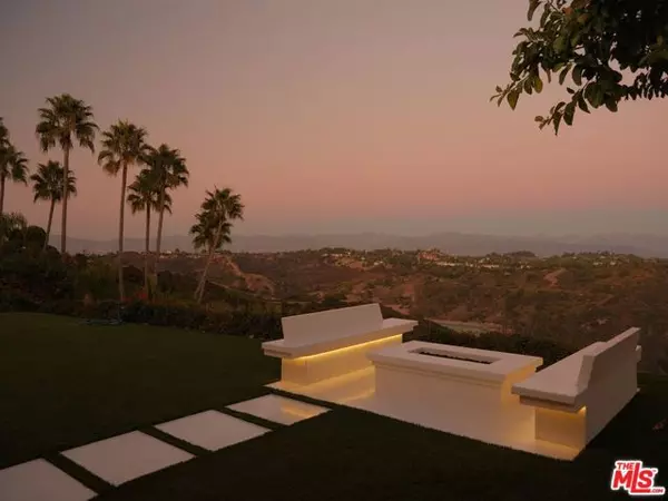 Los Angeles, CA 90077,2262 Stradella Road