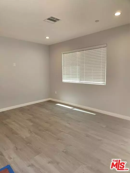 Woodland Hills (los Angeles), CA 91364,4946 S Topanga Boulevard