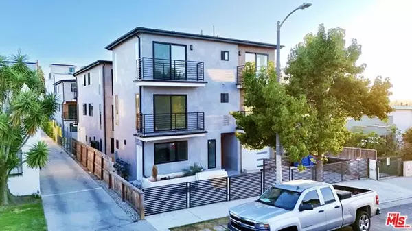 4642 St Elmo Drive, Los Angeles, CA 90019