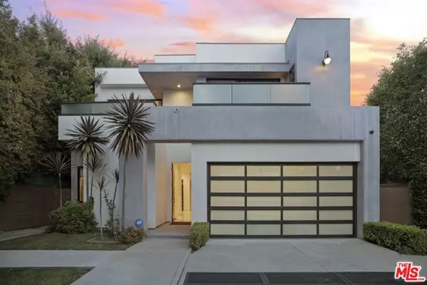 926 N Crescent Heights Boulevard, Los Angeles, CA 90046