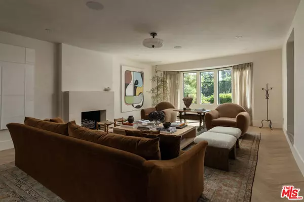 Los Angeles, CA 90069,1364 Londonderry Place