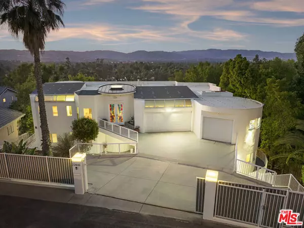 22449 Cass Avenue, Woodland Hills (los Angeles), CA 91364