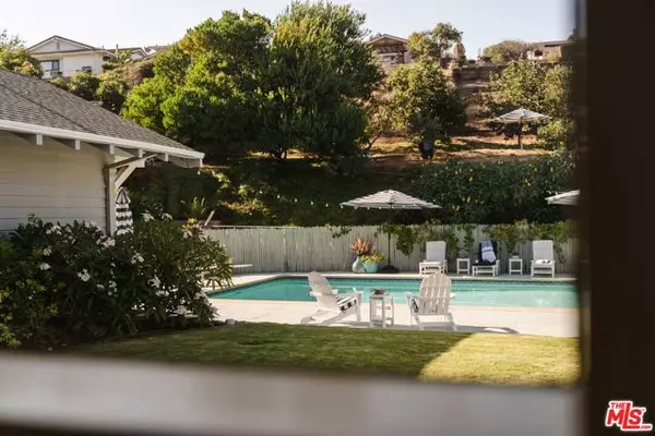 Santa Paula, CA 93060,301 E Virginia Terrace