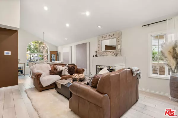 West Hills (los Angeles), CA 91307,7282 Woodvale Court