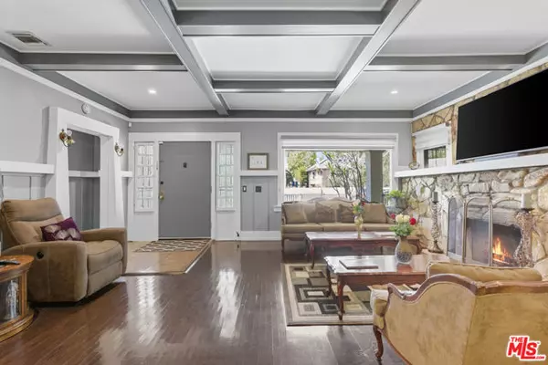 Los Angeles, CA 90018,2114 W 28th Street