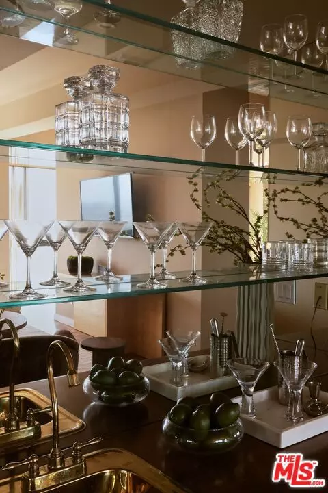 Los Angeles, CA 90024,10790 Wilshire Boulevard #1603