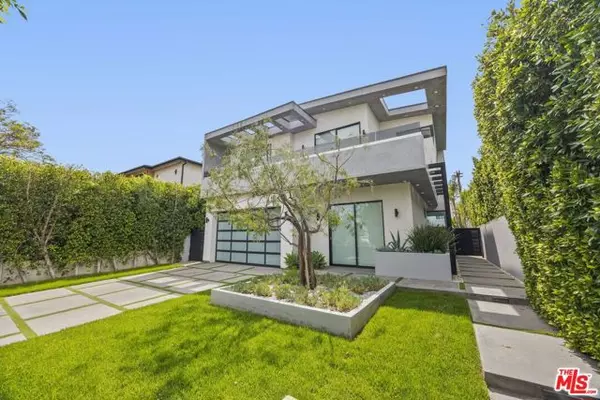 Los Angeles, CA 90046,839 N Spaulding Avenue