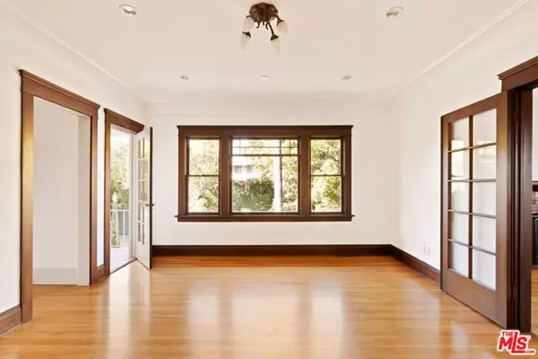 Los Angeles, CA 90068,5850 Foothill Drive