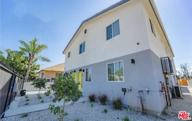 1348 E Vernon Avenue, Los Angeles, CA 90011