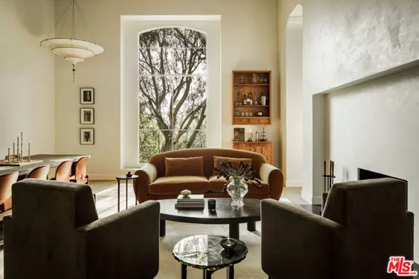 Los Angeles, CA 90046,7776 Firenze Avenue