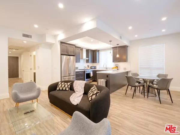 8700 Chalmers Drive #101, Los Angeles, CA 90035