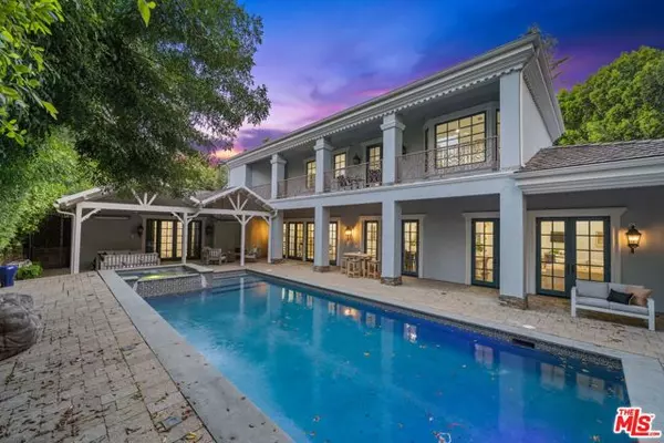 4923 Amigo, Tarzana (los Angeles), CA 91356