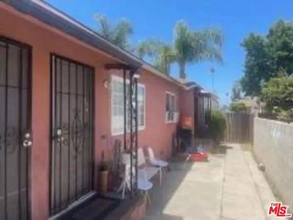 Los Angeles, CA 90019,1502 S Redondo Boulevard