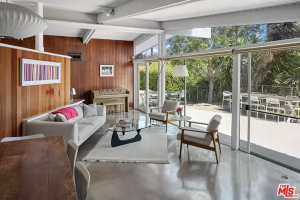 Los Angeles, CA 90049,12400 Deerbrook Lane