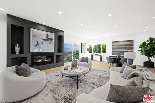 11725 Laurelwood Drive, Studio City (los Angeles), CA 91604