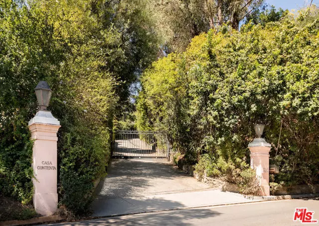 Los Angeles, CA 90077,10934 Bellagio Road
