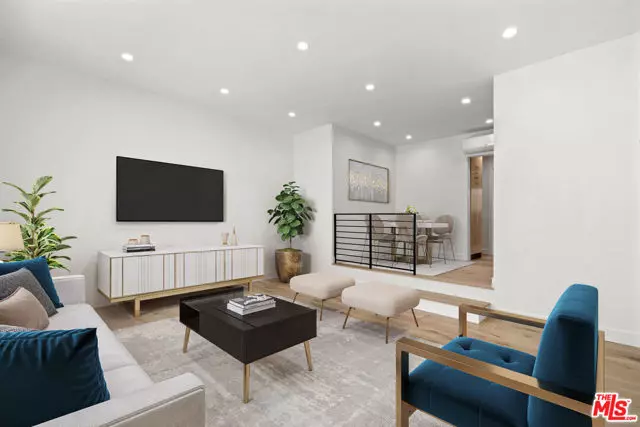 Santa Monica, CA 90403,837 11th Street #7