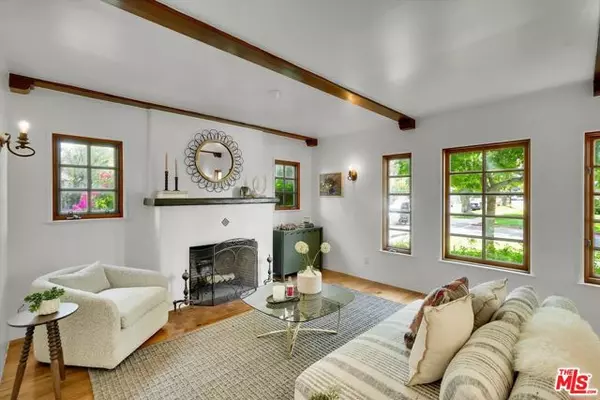 Studio City (los Angeles), CA 91604,4300 Laurelgrove Avenue