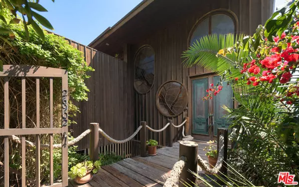 Malibu, CA 90265,26902 Malibu Cove Colony Drive