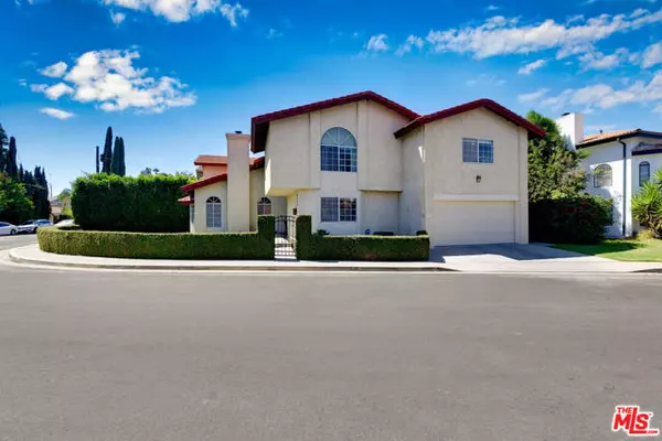 6347 Wynne Avenue, Tarzana (los Angeles), CA 91335