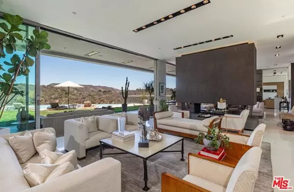 Los Angeles, CA 90077,1740 Bel Air Road