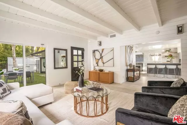 16733 Oak View Drive, Encino (los Angeles), CA 91436