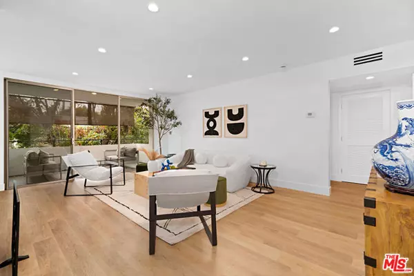 West Hollywood, CA 90069,1010 N Kings Road #218