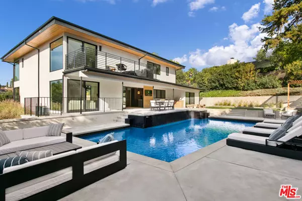 Studio City (los Angeles), CA 91604,11428 Dona Lola Drive