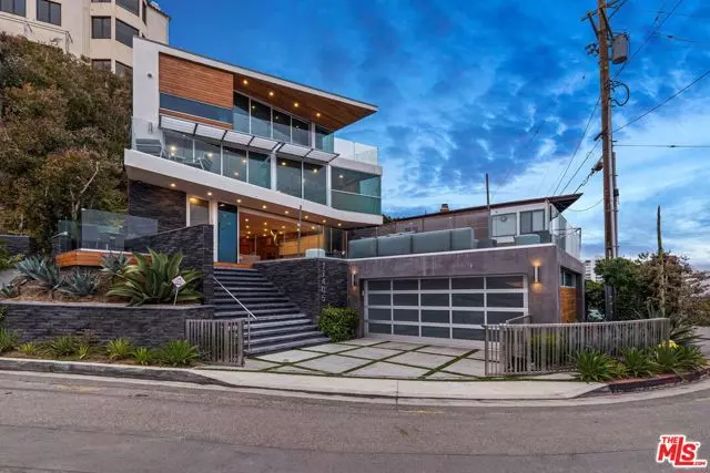 17405 Castellammare Drive, Pacific Palisades (los Angeles), CA 90272