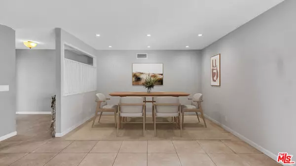 Palm Springs, CA 92262,494 N Monterey Road