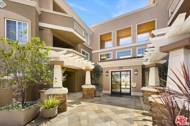 Redondo Beach, CA 90278,2750 Artesia Boulevard #364