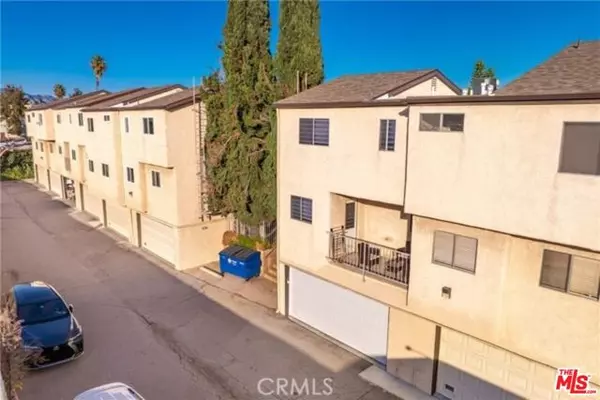 Van Nuys (los Angeles), CA 91405,Address not disclosed