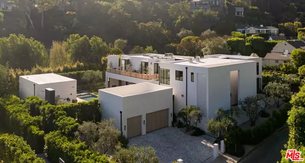 1307 N Doheny Drive, Los Angeles, CA 90069