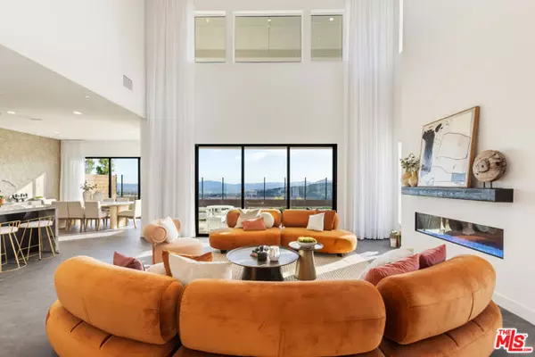 Porter Ranch (los Angeles), CA 91326,20668 W Hummingbird Court