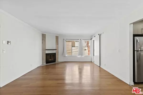 1033 6TH Street #105, Santa Monica, CA 90403