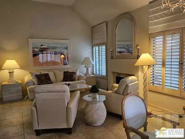 Palm Springs, CA 92264,950 Saint George Circle #B