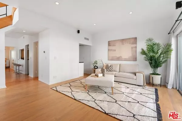 Los Angeles, CA 90049,1103 S Westgate Avenue #1