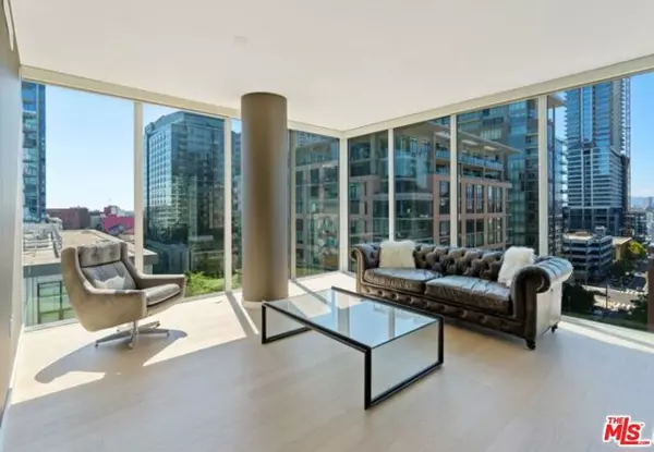 1050 S Grand Avenue #1001, Los Angeles, CA 90015