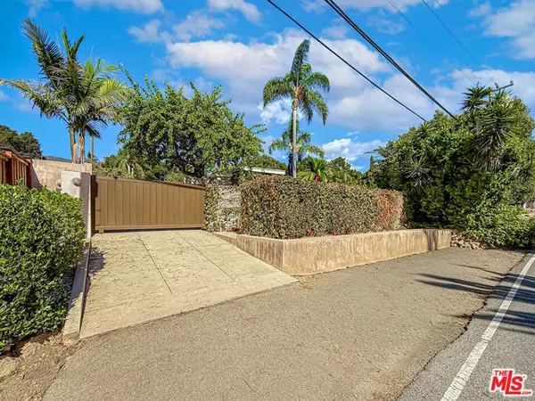 Santa Barbara, CA 93108,2123 Sycamore Canyon Road