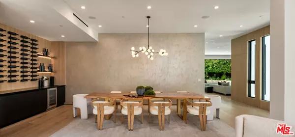 Los Angeles, CA 90049,11929 Brentwood Grove Drive