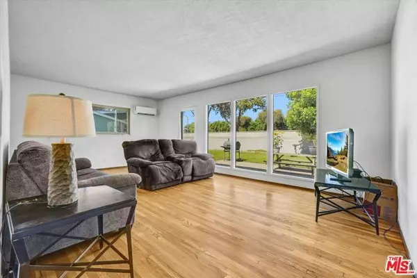 Long Beach, CA 90815,2541 Gondar Avenue