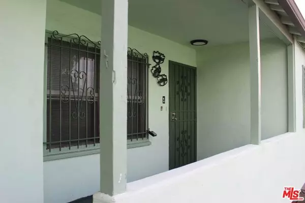 Los Angeles, CA 90006,1154 Irolo St