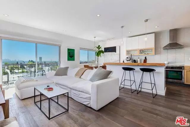 1115 S Elm Drive #PH12, Los Angeles, CA 90035