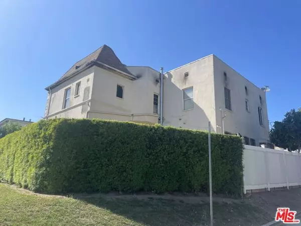 Los Angeles, CA 90016,4901 W 20th Street