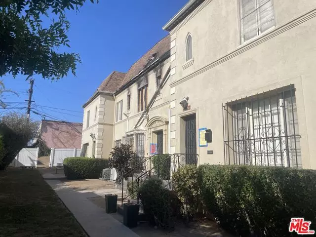 4901 W 20th Street, Los Angeles, CA 90016