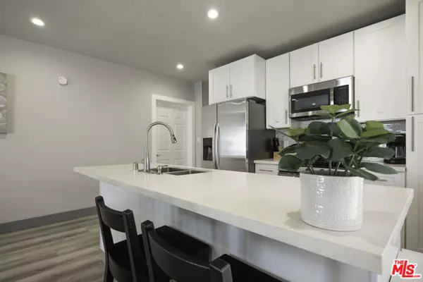 Los Angeles, CA 90006,1559 S Harvard Boulevard