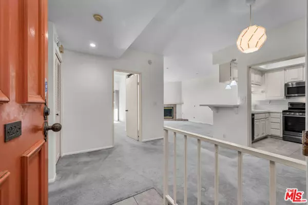 Playa Del Rey (los Angeles), CA 90293,8675 Falmouth Avenue #223